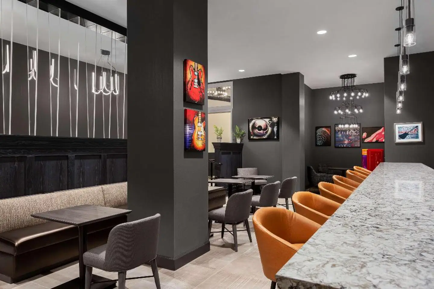 Homewood Suites by Hilton Nashville-Downtown Bar