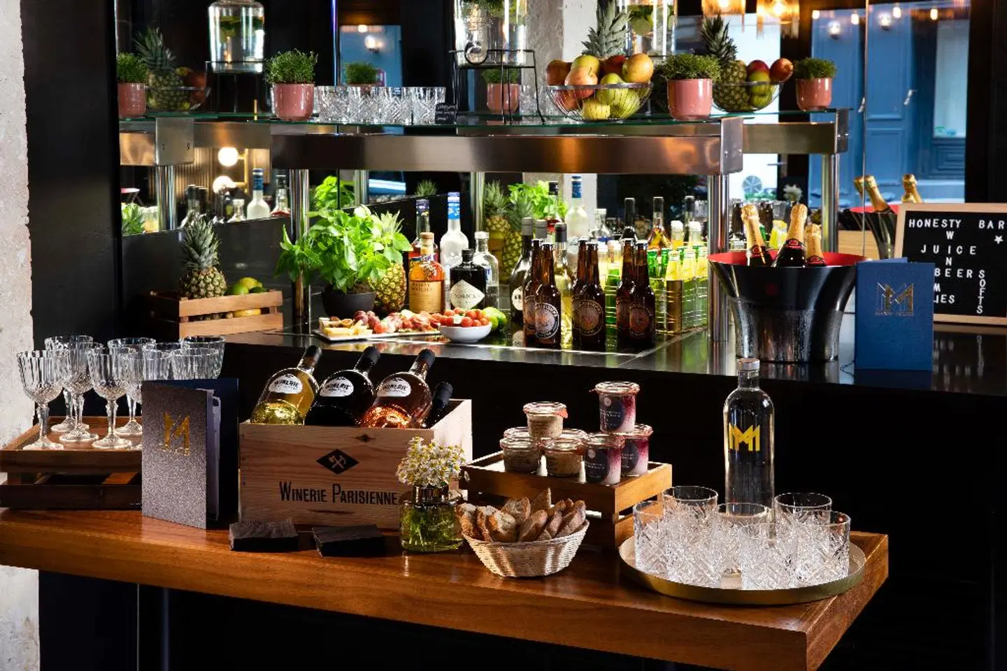 Maxim Folies Restaurant