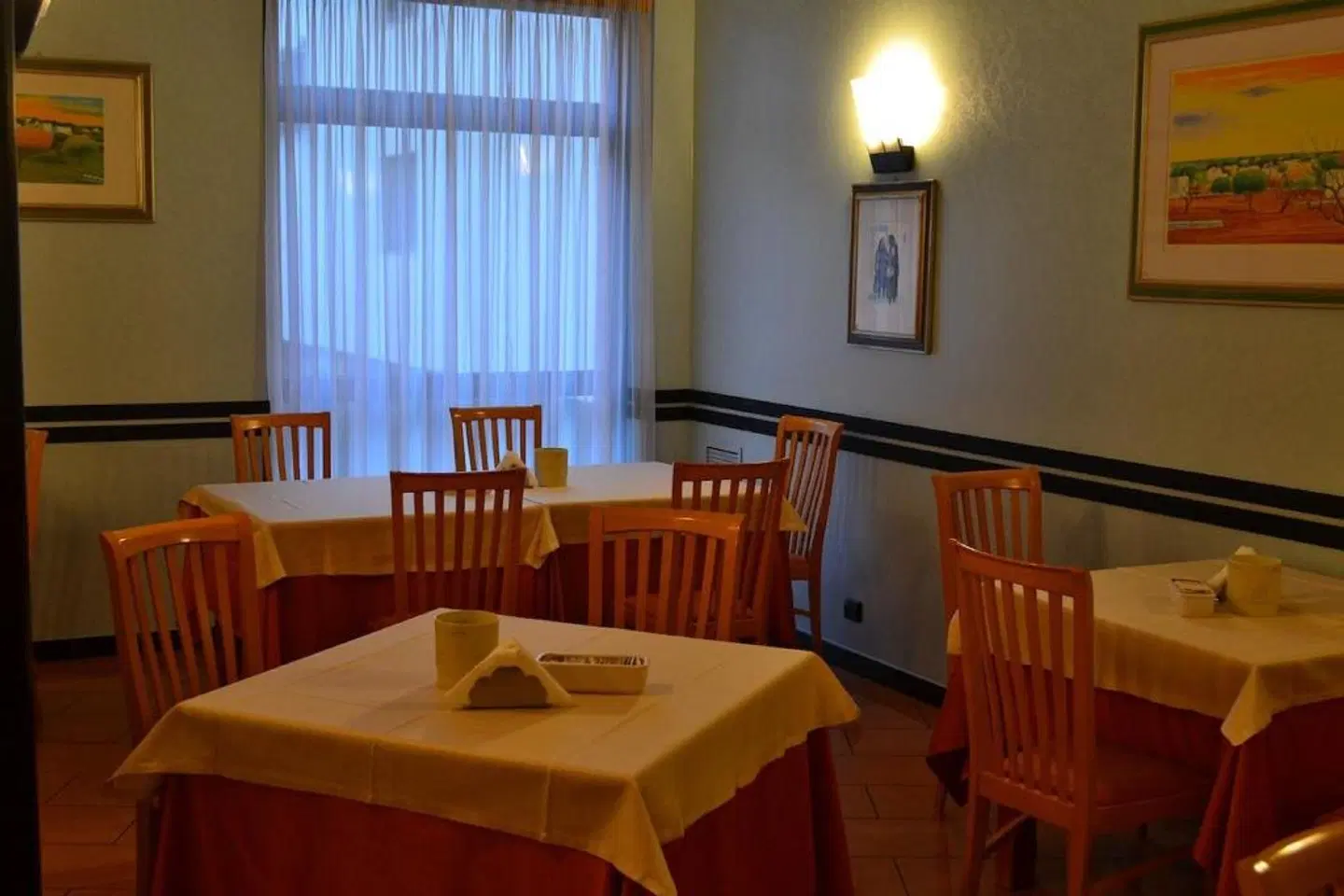 Astoria ROOM_EXAMPLE