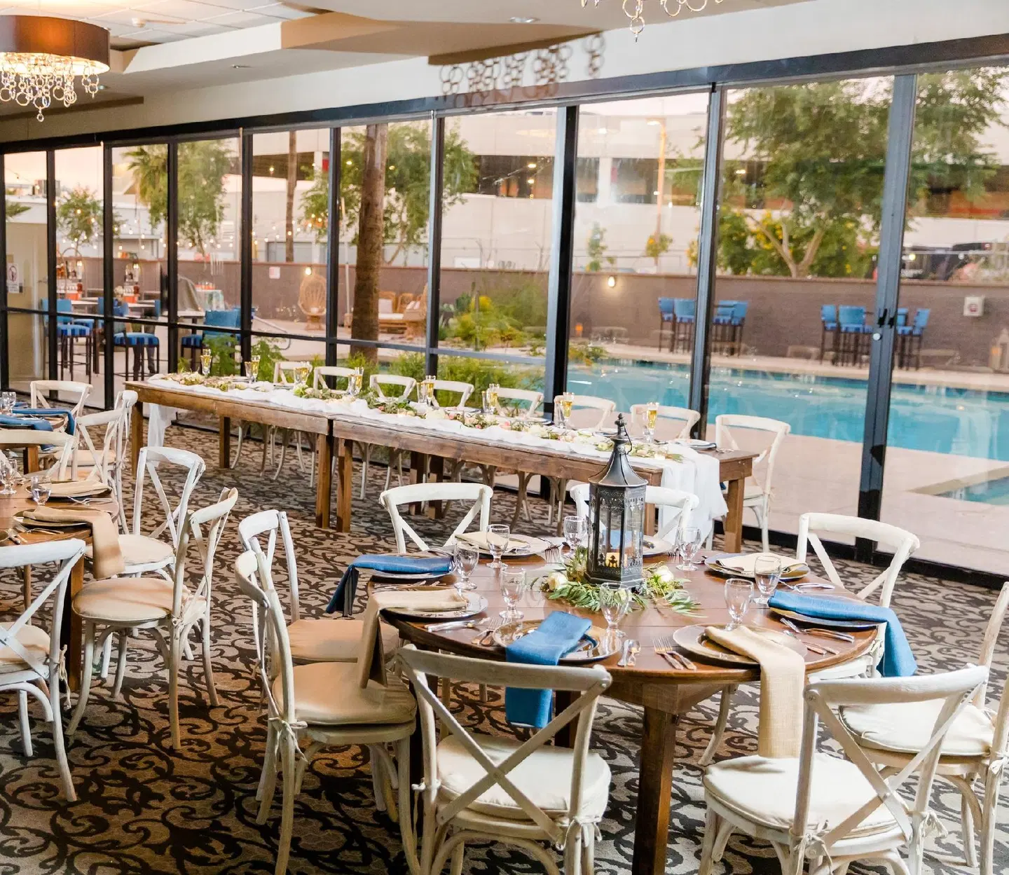 Crowne Plaza Phoenix Airport Restaurant