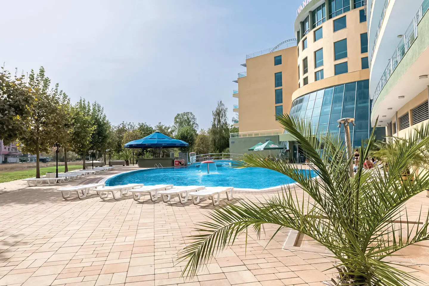 Ivana Palace OUTDOOR_POOL