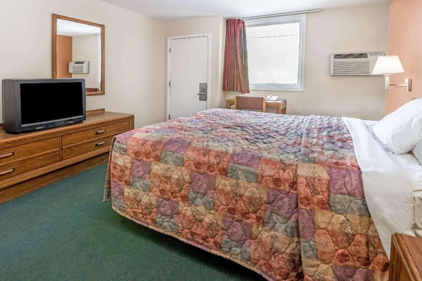 Days Inn by Wyndham Henrietta/Rochester Area ROOM_EXAMPLE
