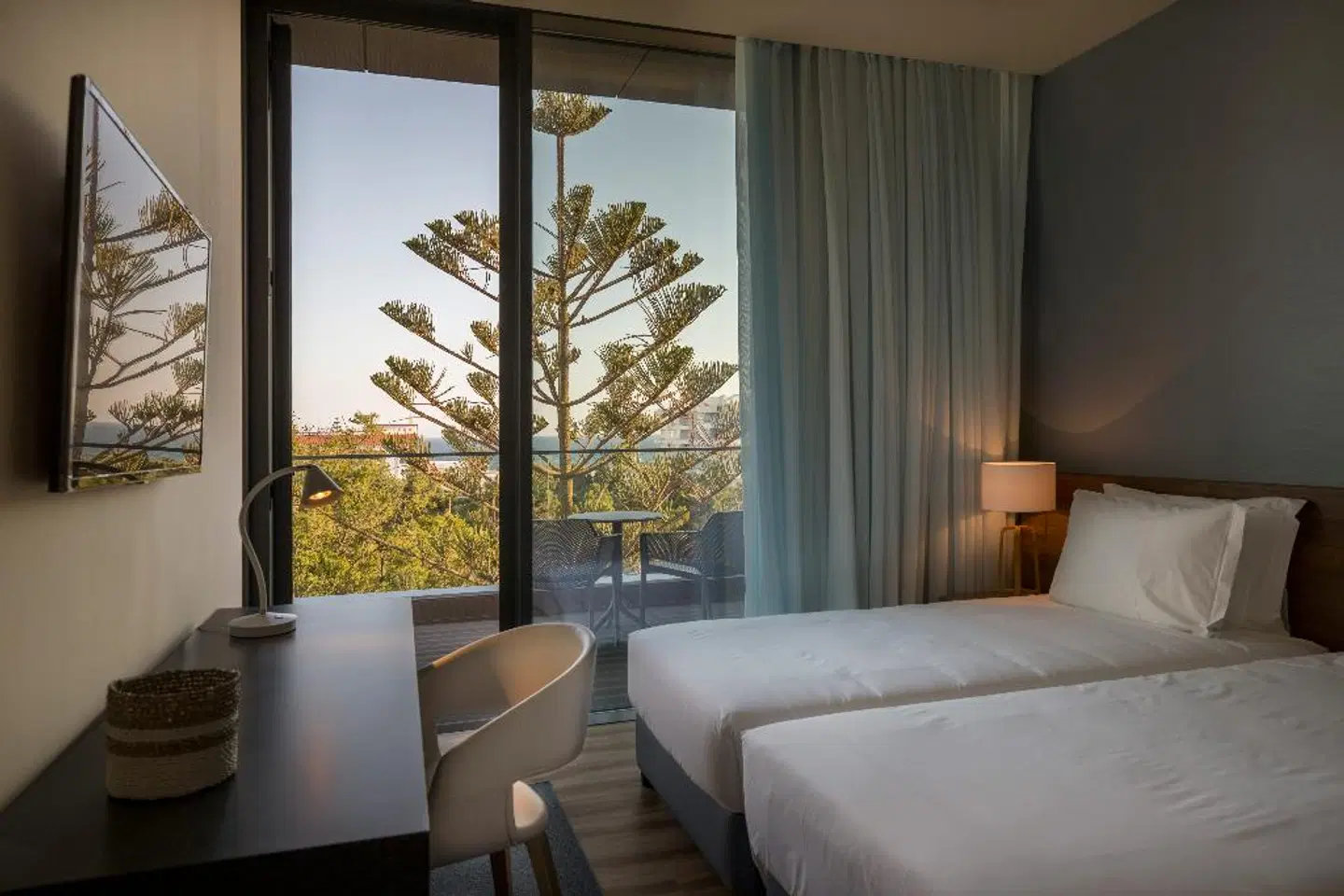 The Prime Energize ROOM_EXAMPLE