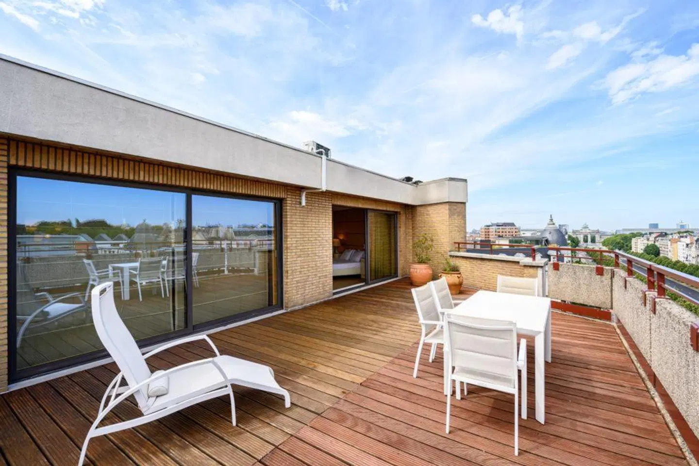 B-Aparthotels Montgomery Terrasse