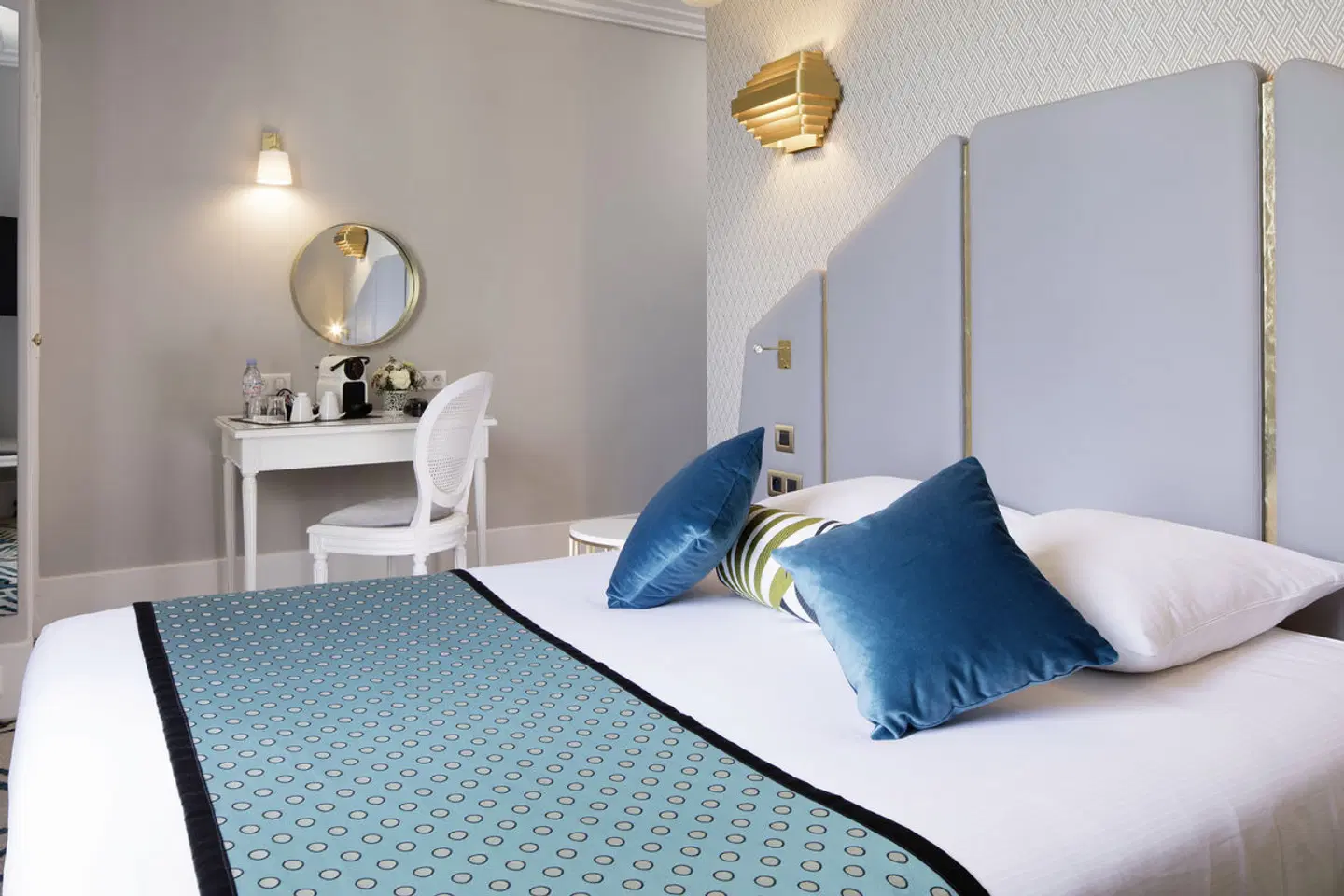 Hotel Victor Hugo Paris Kléber ROOM_EXAMPLE