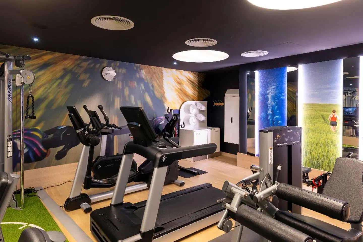 Scandic Emporio Hamburg SPORTS_AND_LEISURE