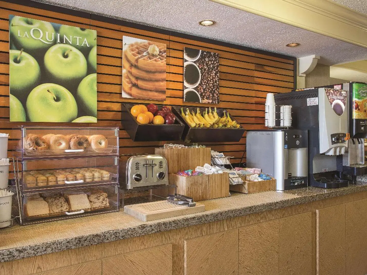 La Quinta Inn San Diego Chula Vista LOUNGE_LOBBY