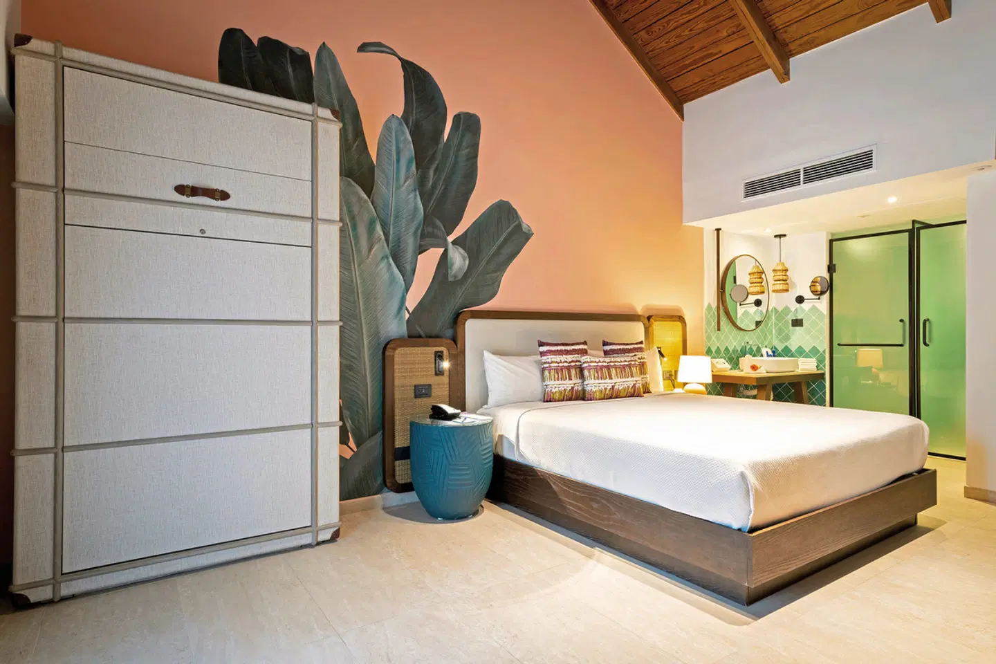 Tropical Deluxe Princess ROOM_EXAMPLE
