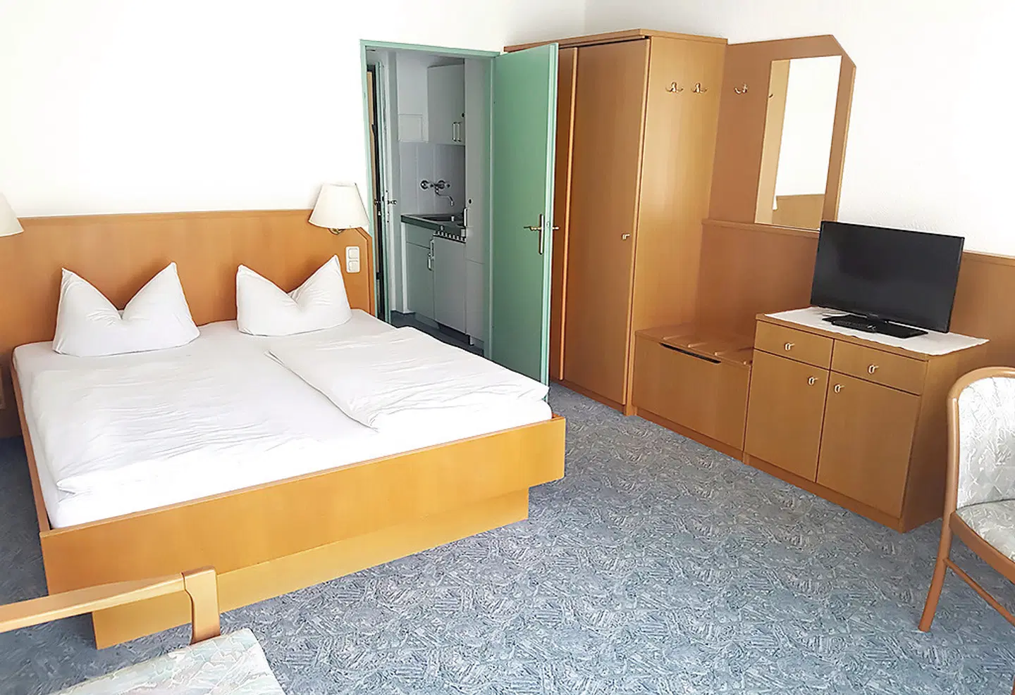 Hotel Almberg ROOM_EXAMPLE