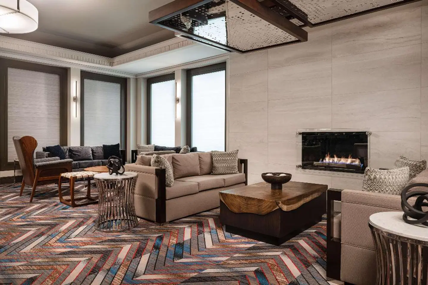 Hilton Seattle LOUNGE_LOBBY