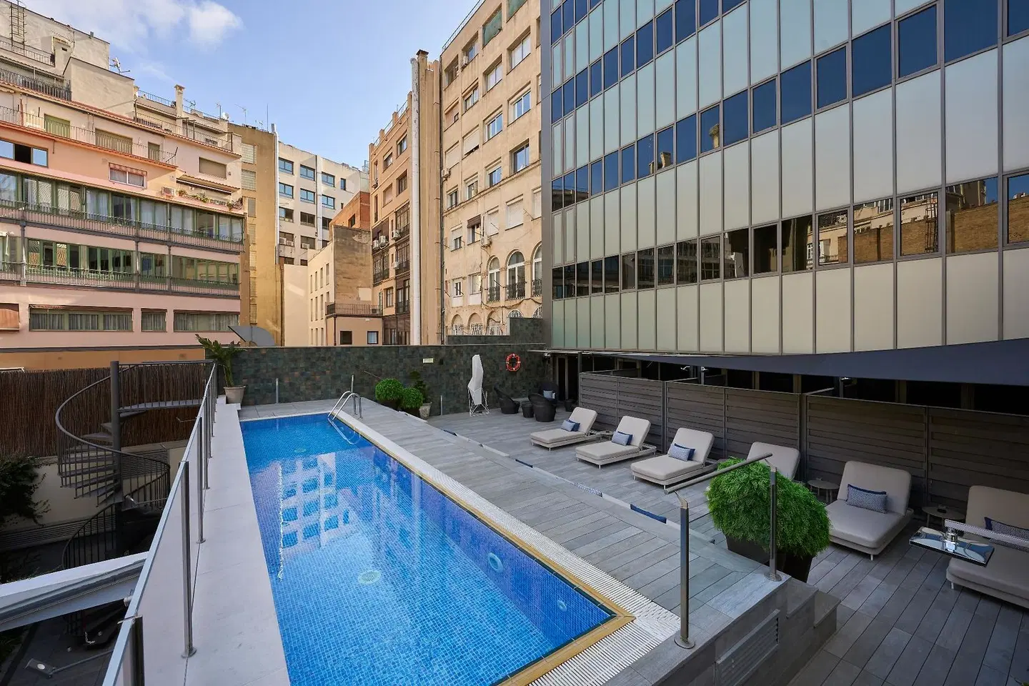 Catalonia Square OUTDOOR_POOL