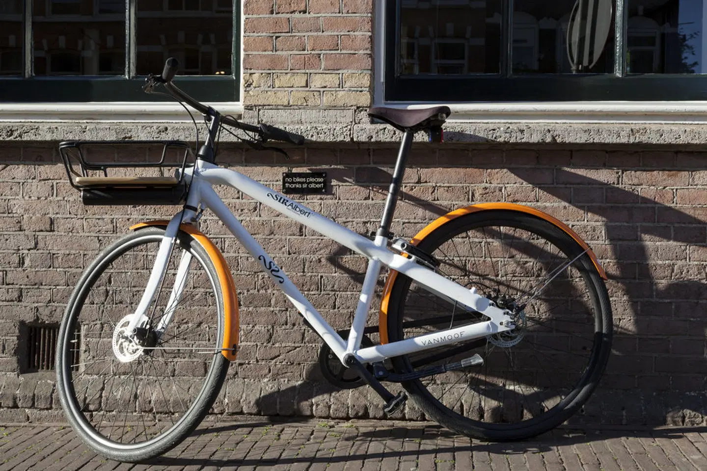 Sir Albert SPORTS_AND_LEISURE