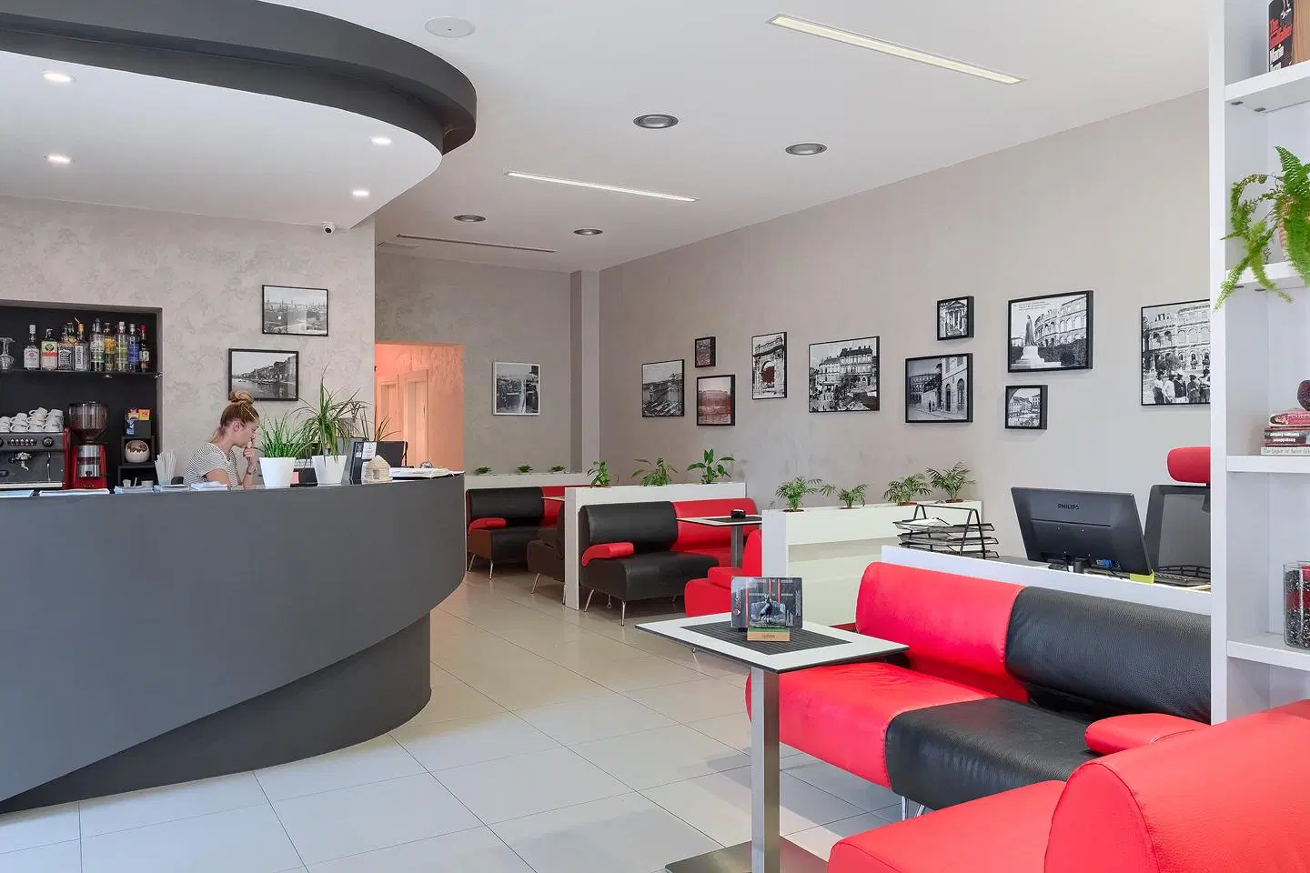 Pula City Center Accommodation Bar