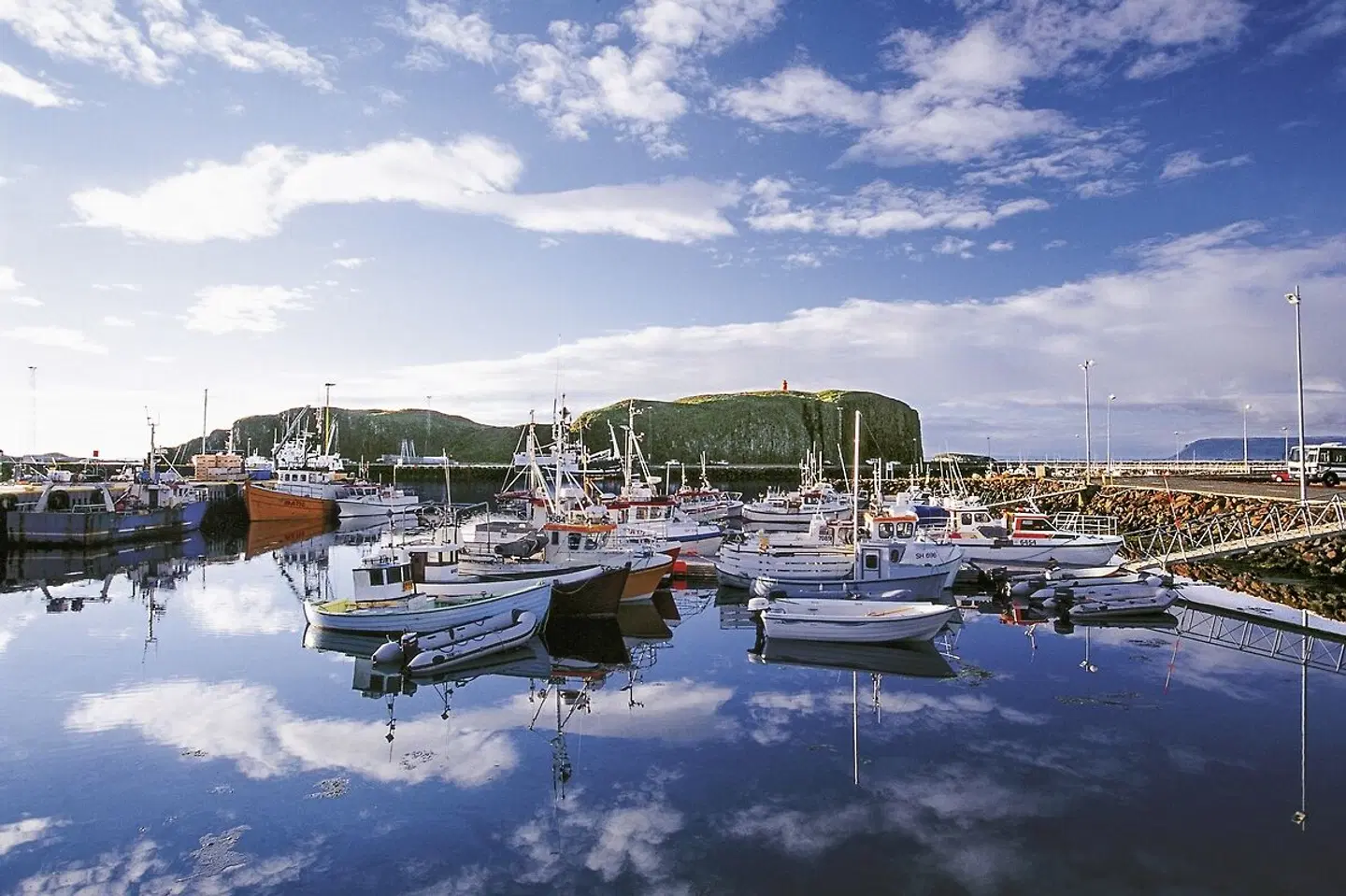 Island intensiv OUTDOOR_POOL