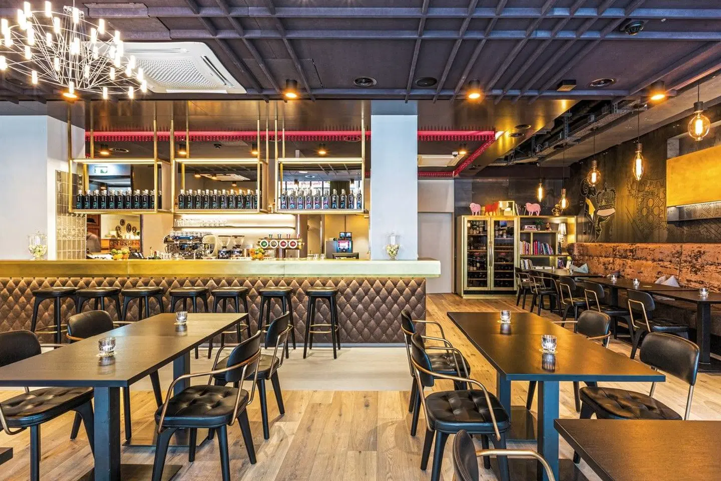 NH Bern The Bristol Bar