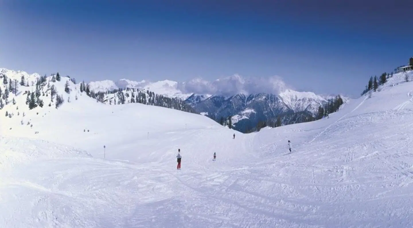 Monclassico SPORTS_AND_LEISURE