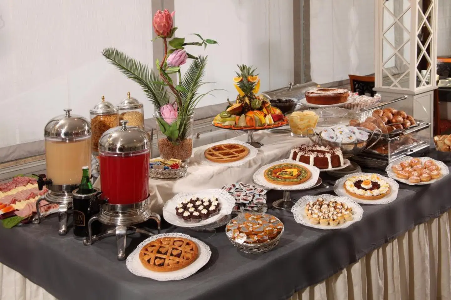 Degli Aranci Restaurant