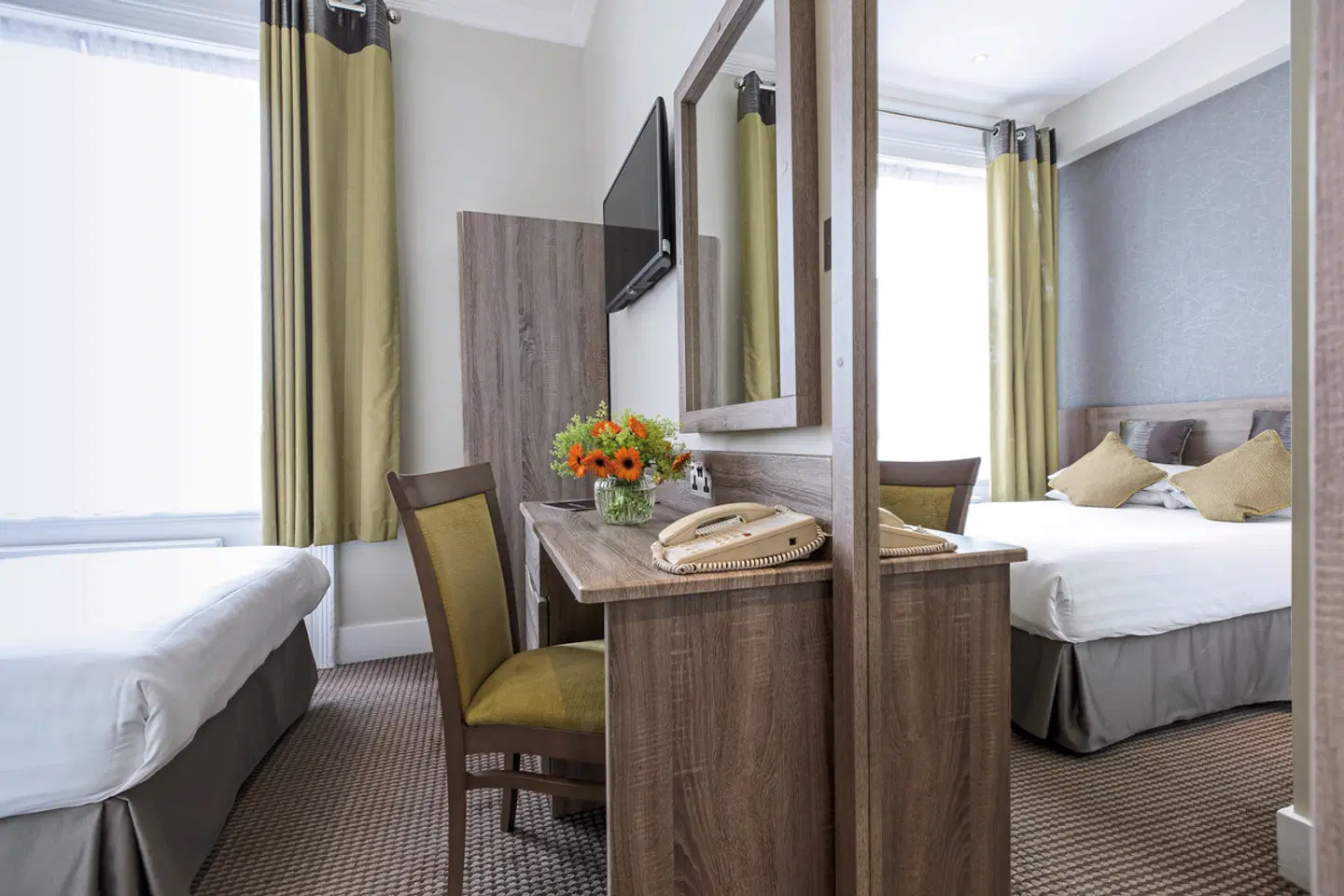 Phoenix Hotel ROOM_EXAMPLE