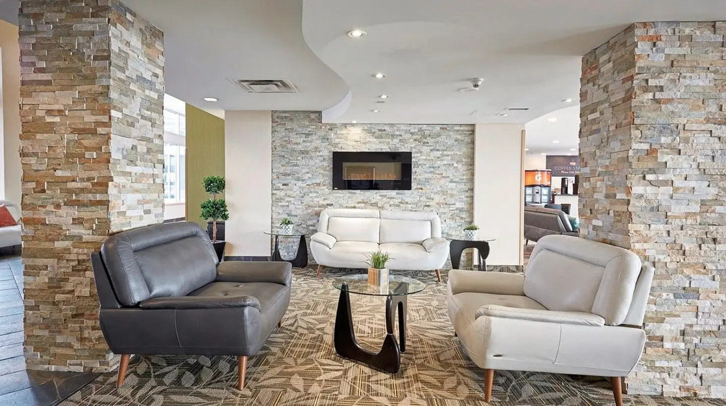 Oakes Hotel Overlooking The Falls LOUNGE_LOBBY