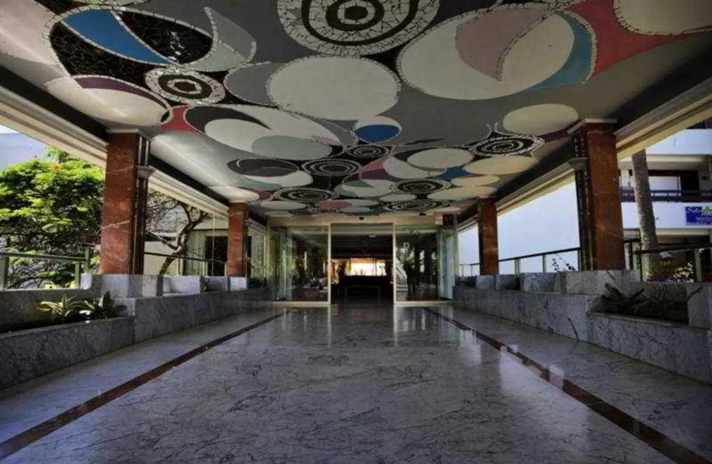 Apartamentos Las Arenas Hallenbad