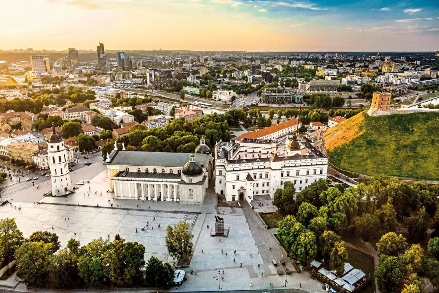 Perlen des Baltikums EXTERIOR