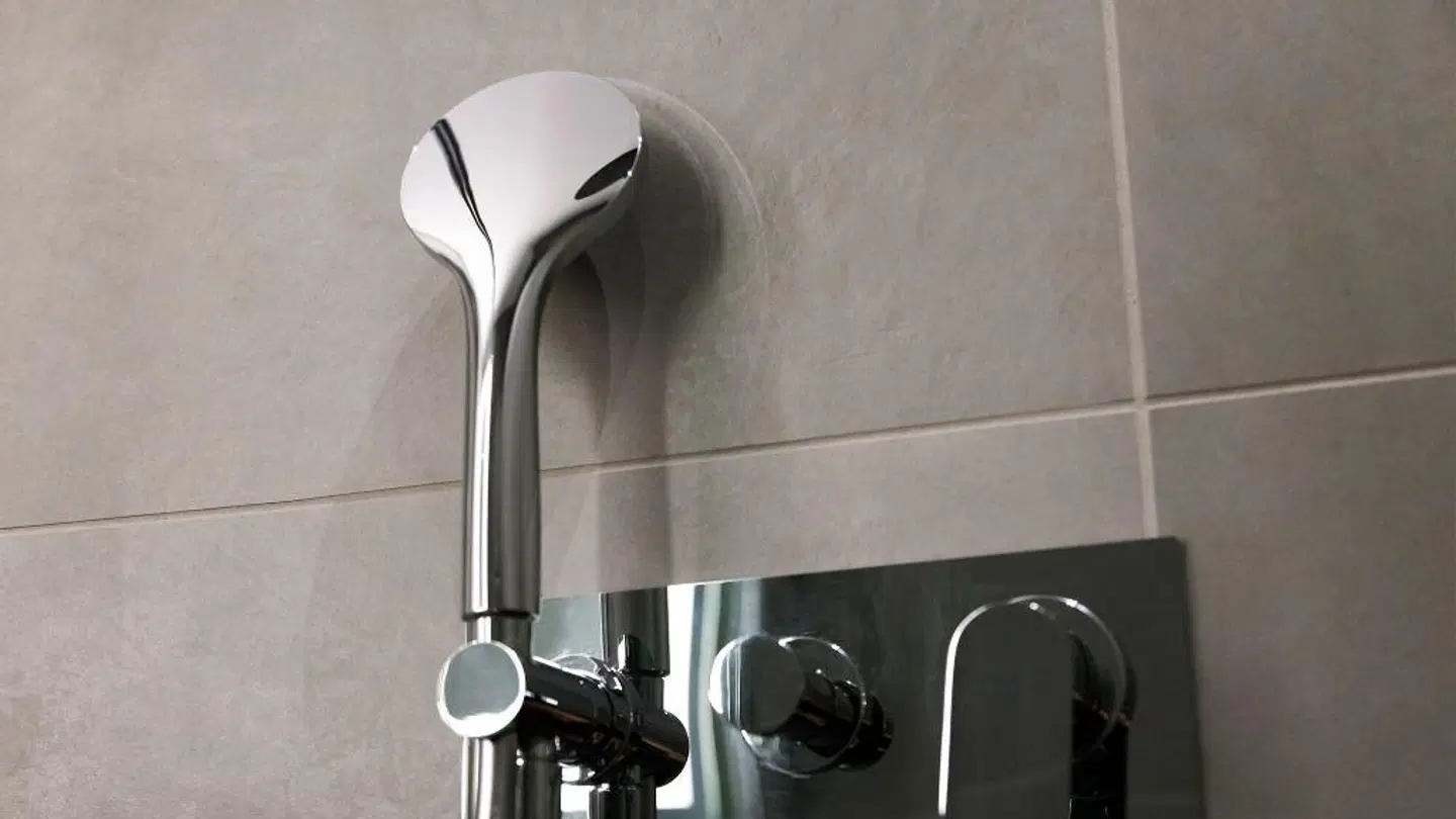 G Hotel Pescara Badezimmer