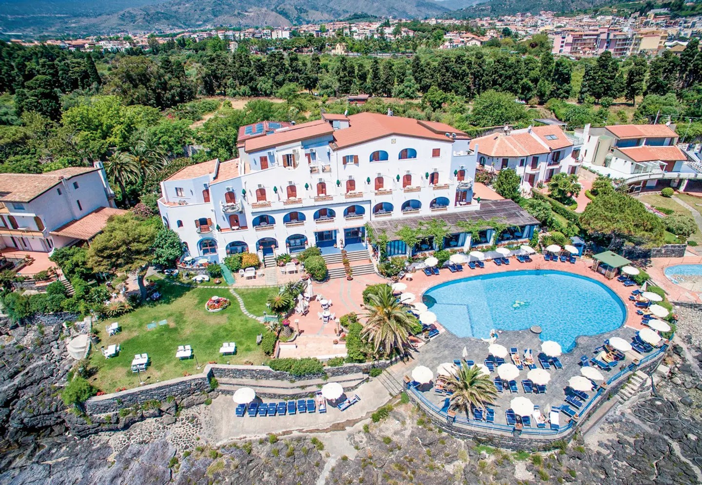 Arathena Rocks EXTERIOR