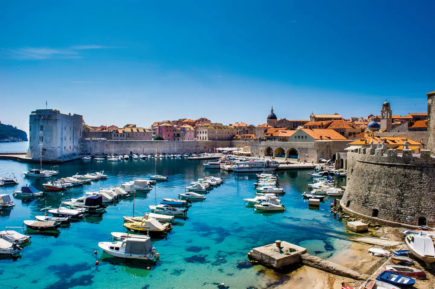 Inselhüpfen Mitteldalmatien OUTDOOR_POOL