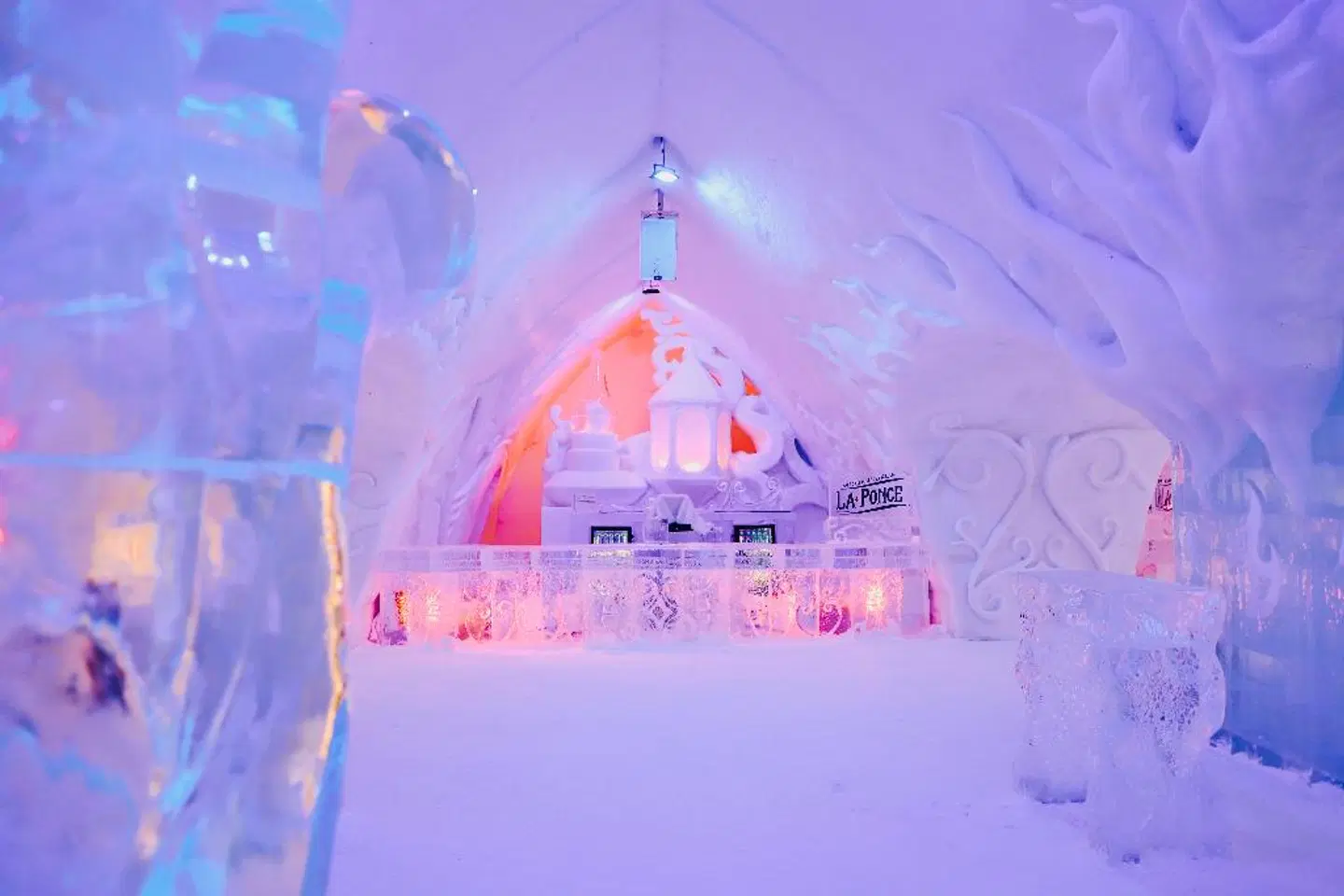 Hotel de Glace Badezimmer