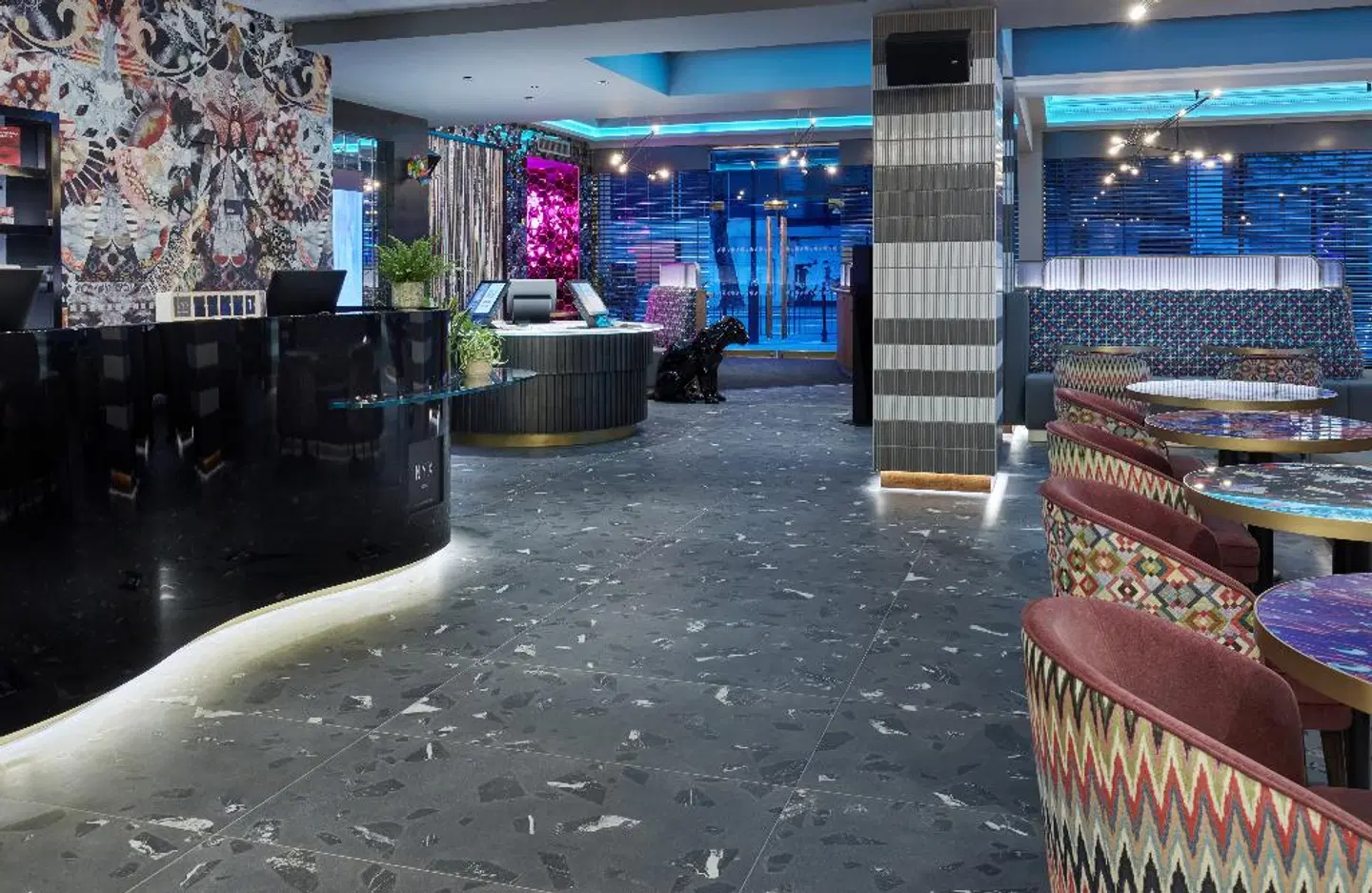 NYX Hotel London Holborn by Leonardo Hotels LOUNGE_LOBBY