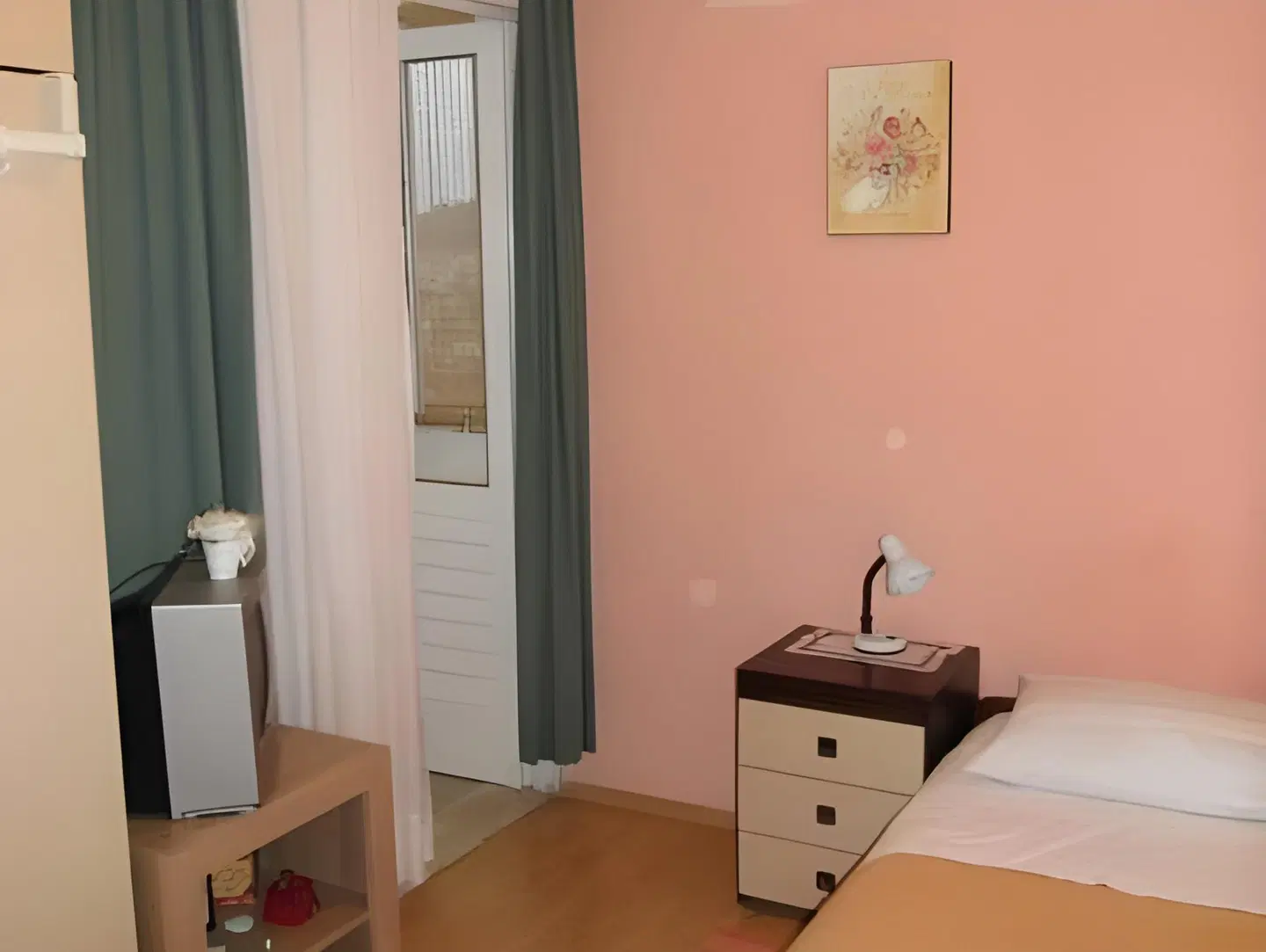 Sinistaj Rooms ROOM_EXAMPLE