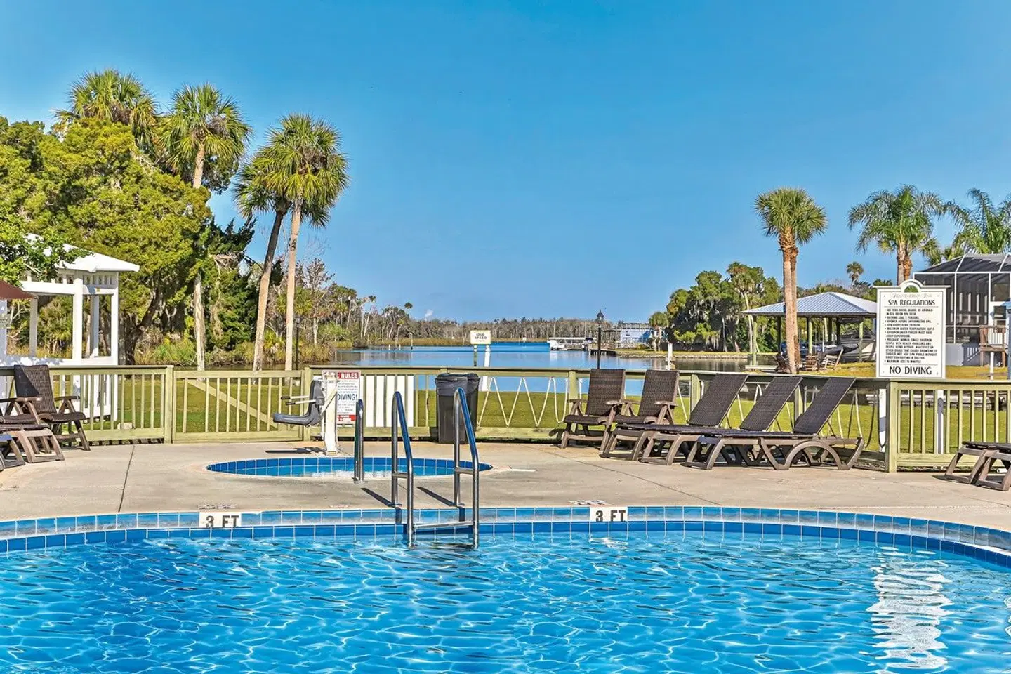 Plantation on Crystal River OUTDOOR_POOL