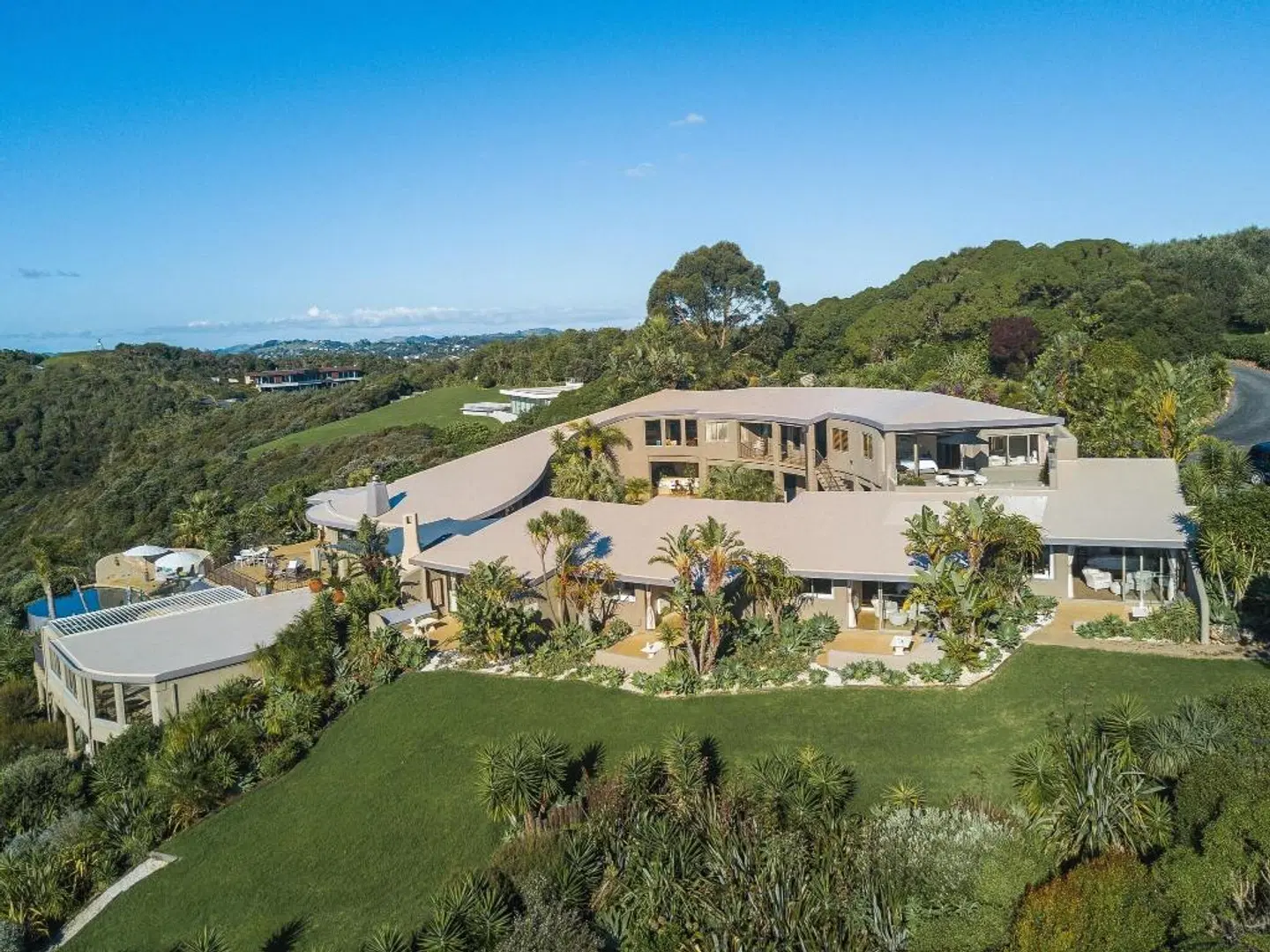 Delamore Lodge EXTERIOR