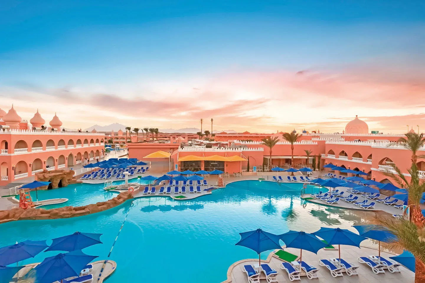 Pickalbatros Alf Leila Wa Leila Resort - Neverland Hurghada OUTDOOR_POOL