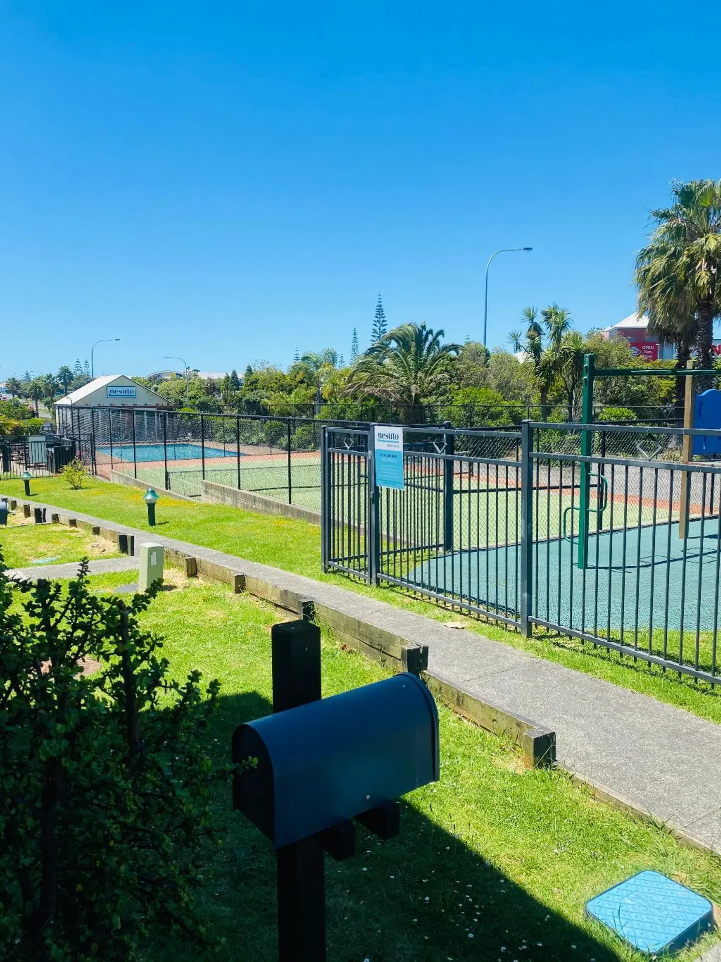 Waldorf Newhaven Apartments Garten