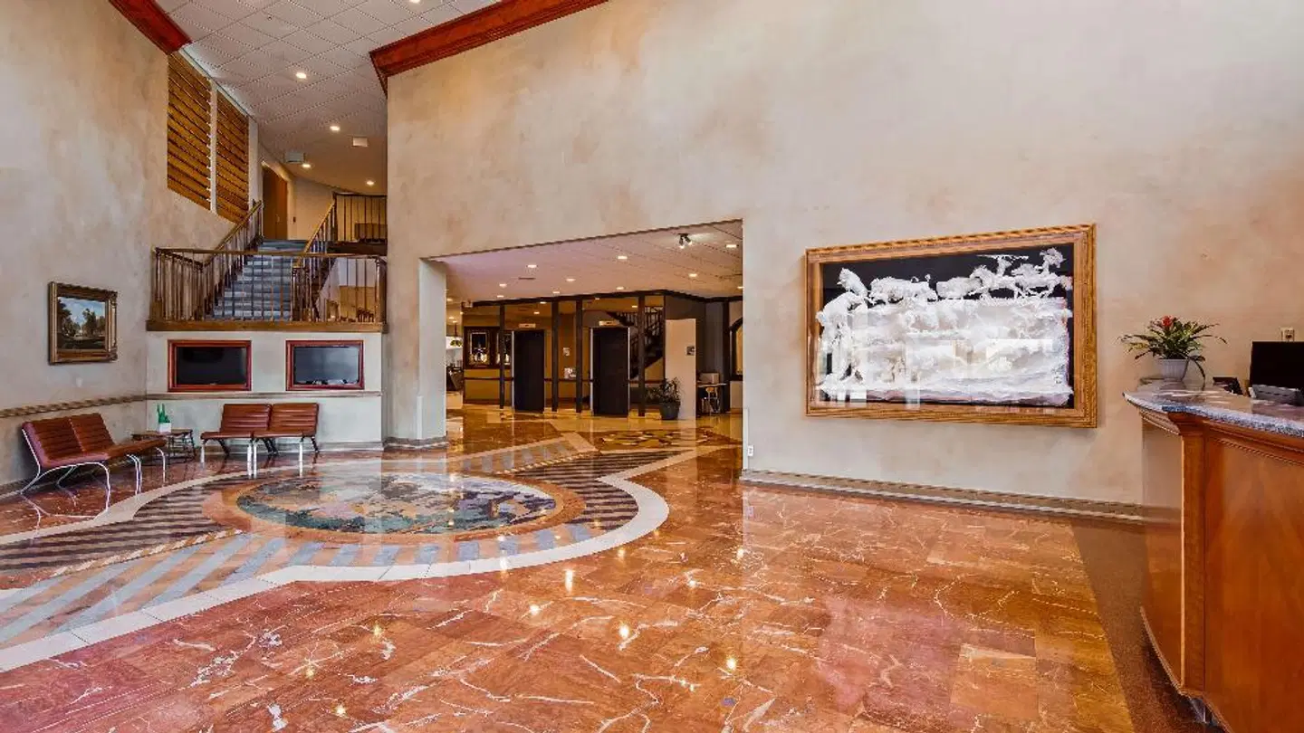 The Rushmore Hotel & Suites, BW Premier Collection LOUNGE_LOBBY