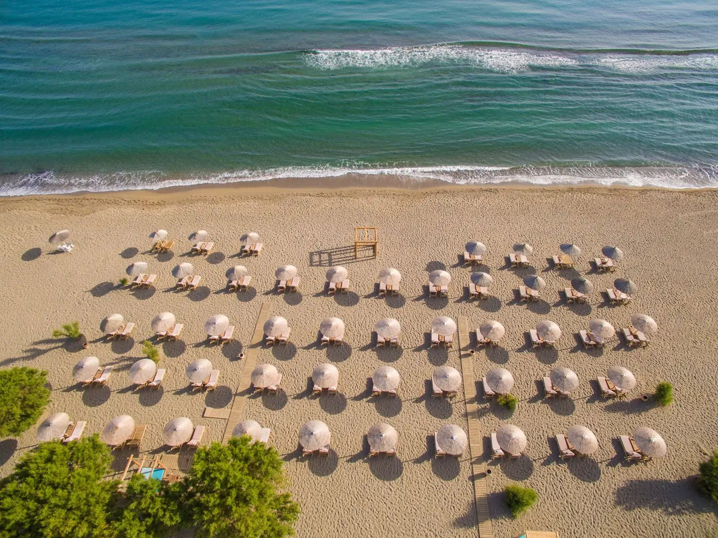 Paralos Lifestyle Beach BEACH