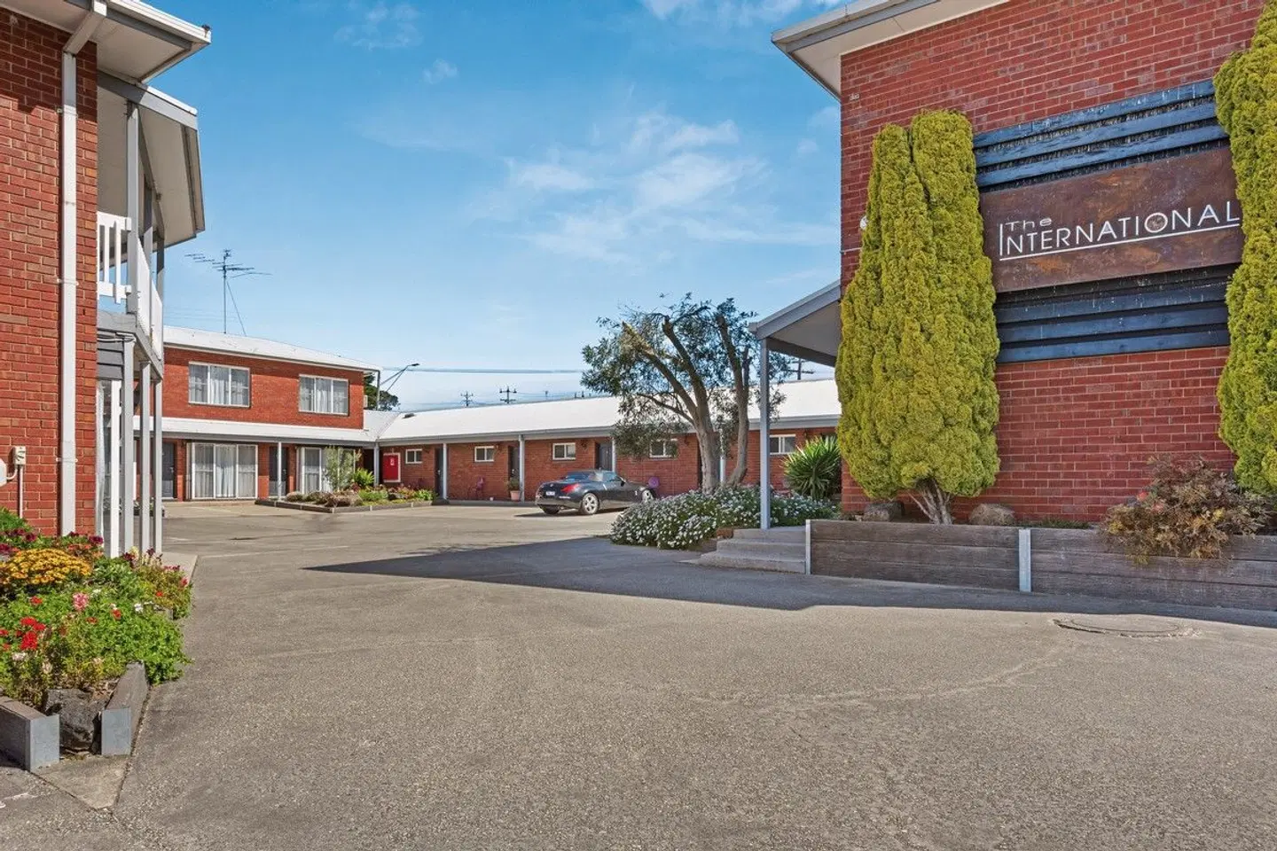 The International Apollo Bay EXTERIOR