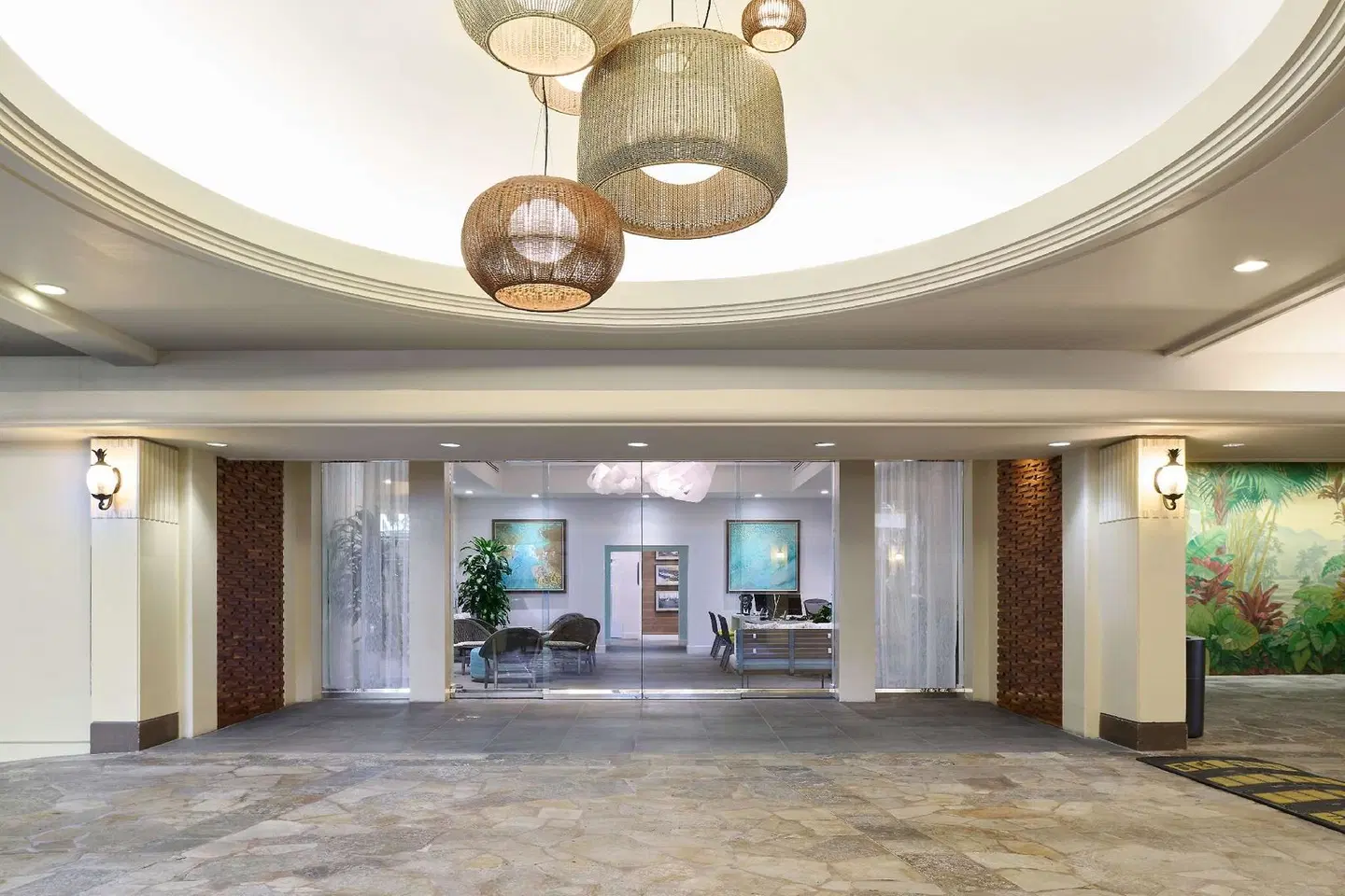 Aston Waikiki Beach Tower LOUNGE_LOBBY