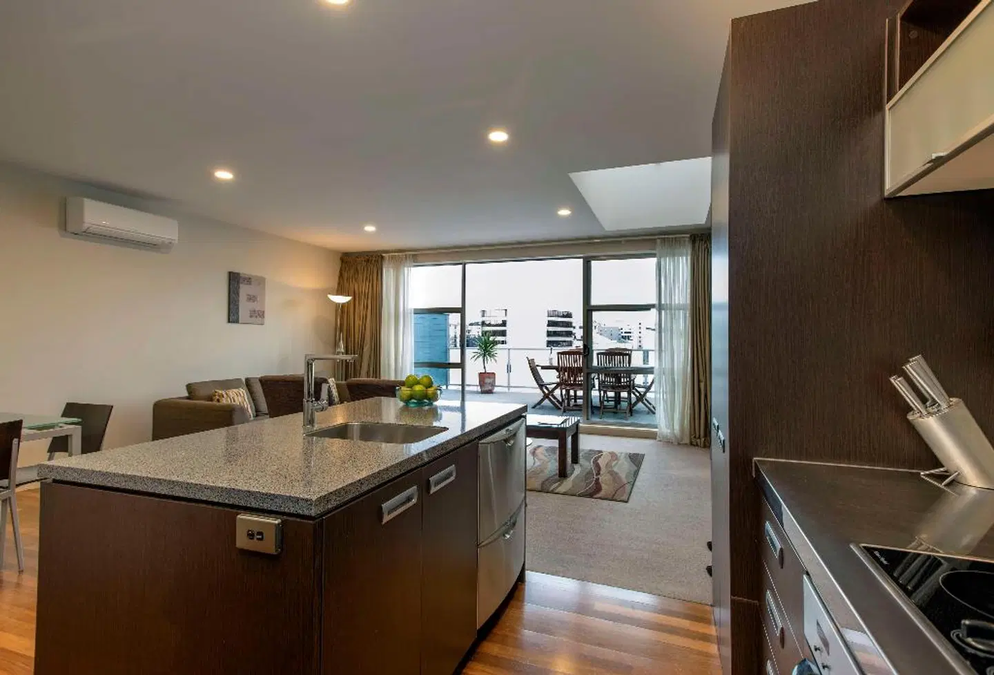 Quest Newmarket LOUNGE_LOBBY