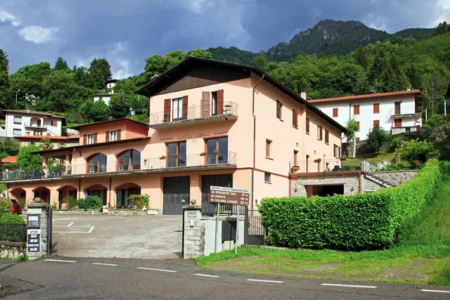 Hotel Breglia EXTERIOR
