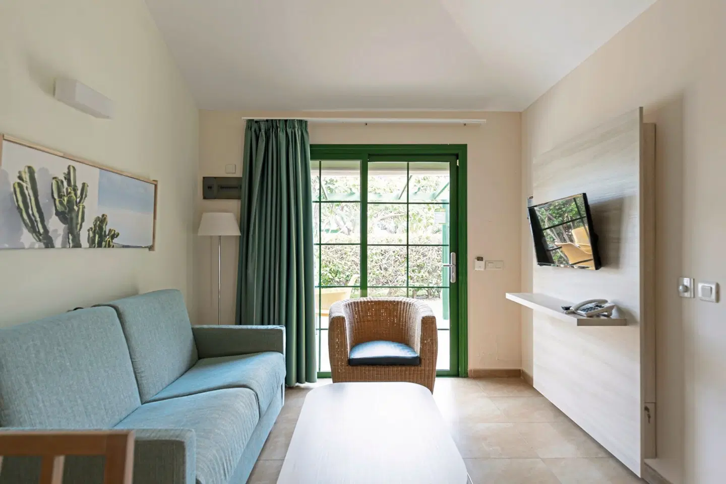 Cordial Sandy Golf ROOM_EXAMPLE