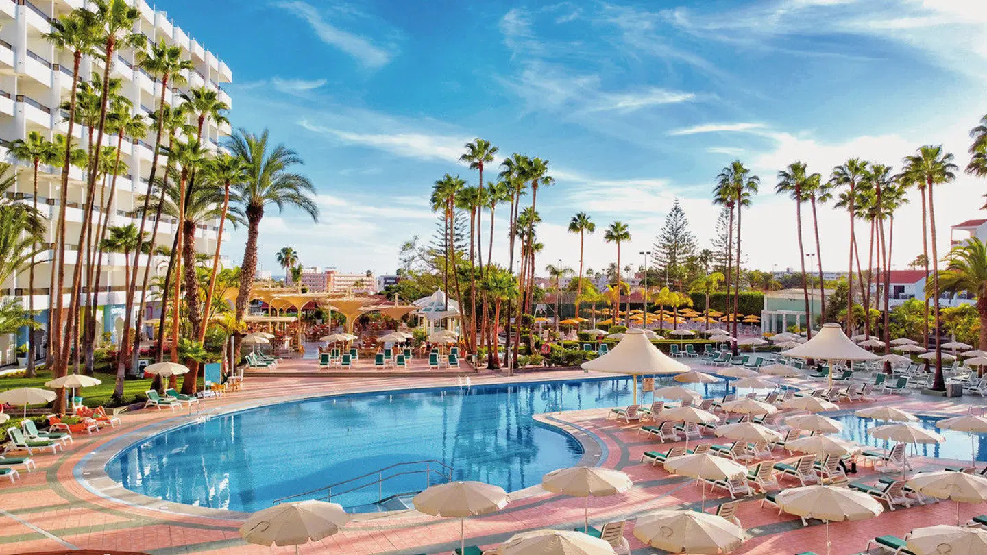 Bull Eugenia Victoria & Spa OUTDOOR_POOL