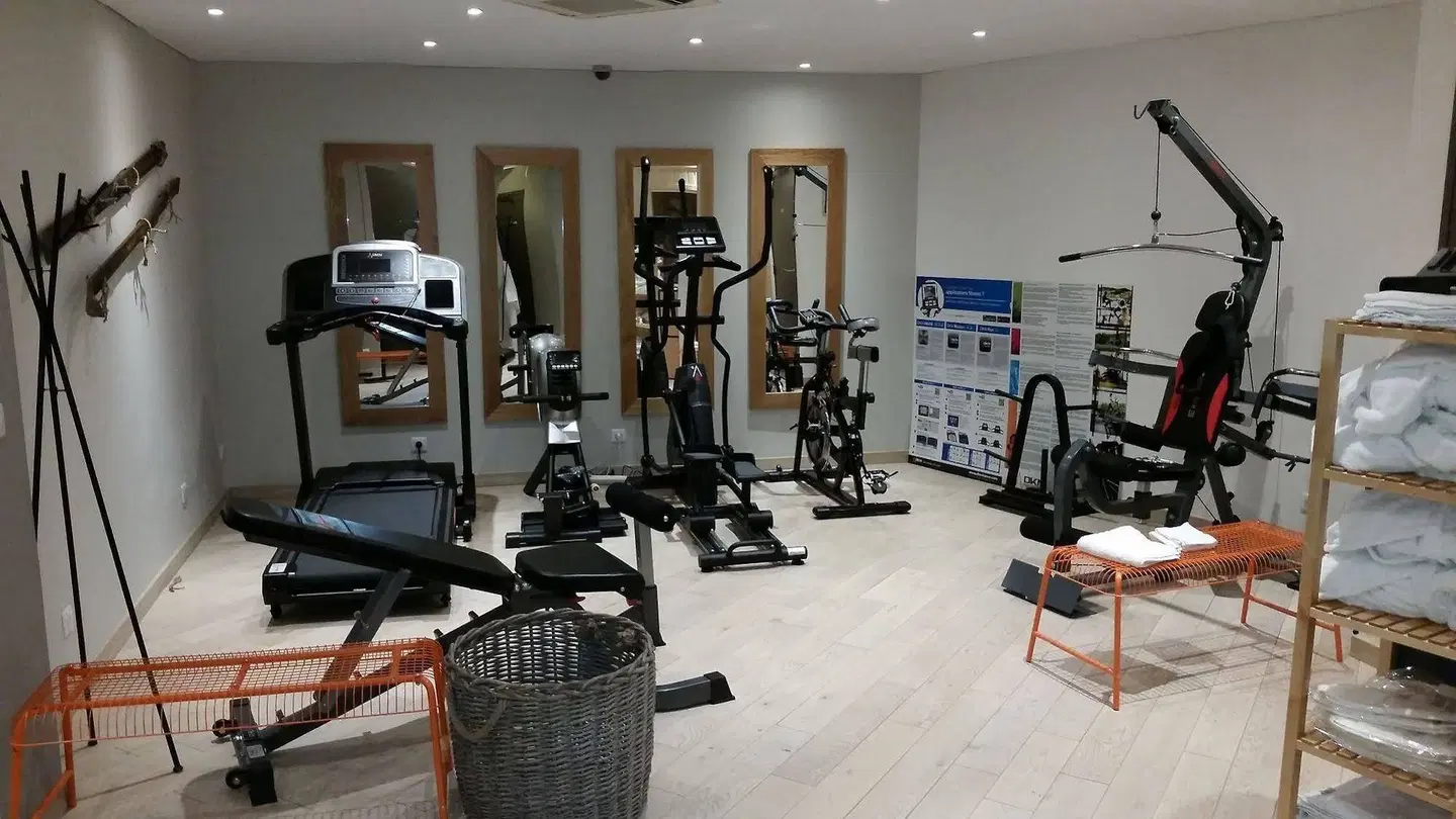 Green Hotels Confort Paris 13 SPORTS_AND_LEISURE