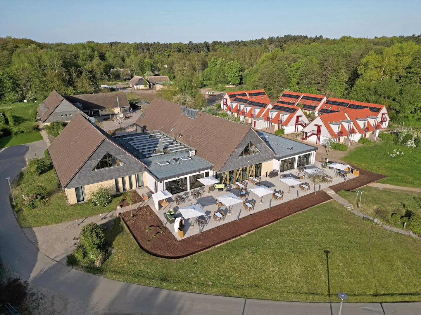 BEECH Resort Plauer See EXTERIOR