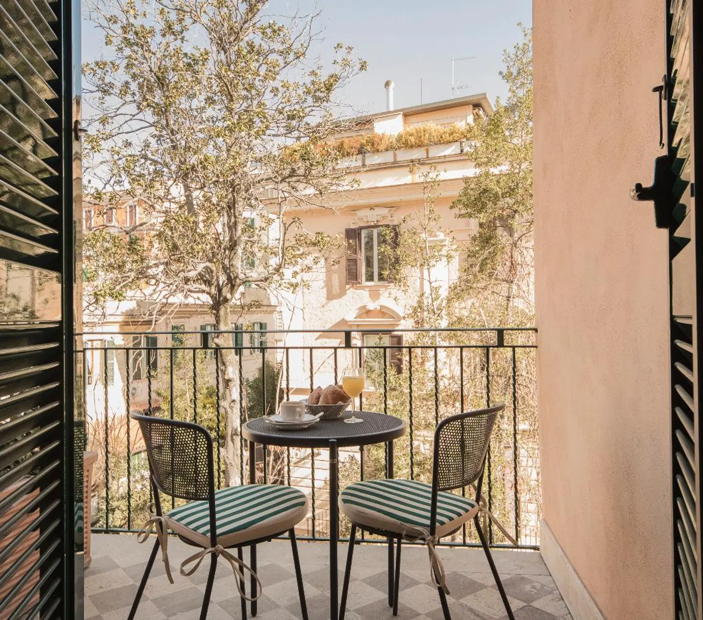 Donatello LOUNGE_LOBBY