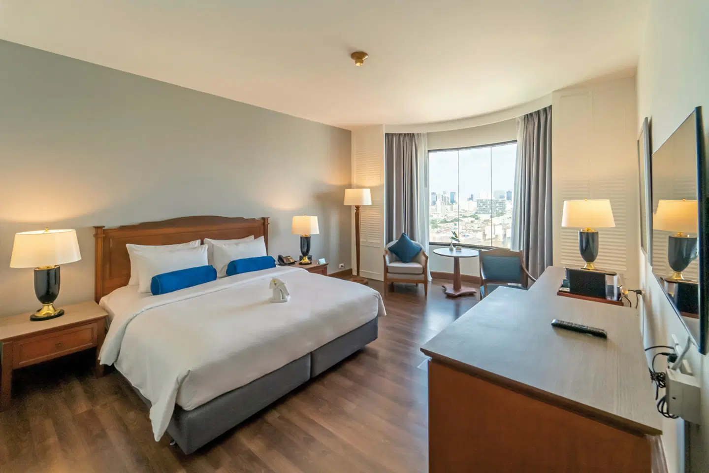 Century Park ROOM_EXAMPLE