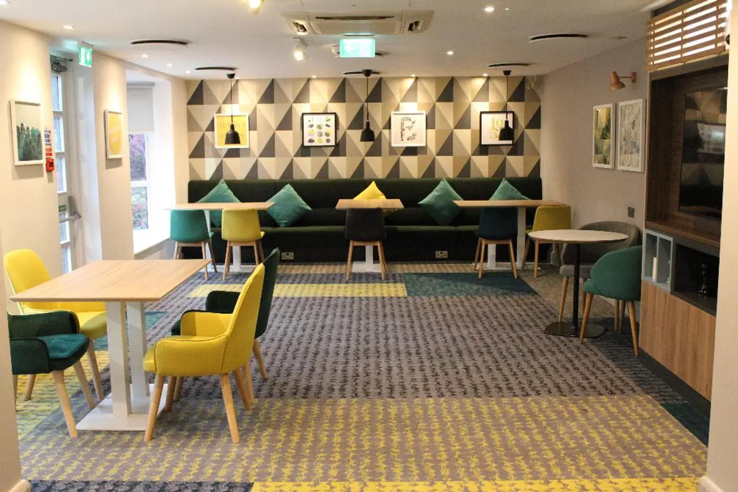 Holiday Inn London - Bexley LOUNGE_LOBBY