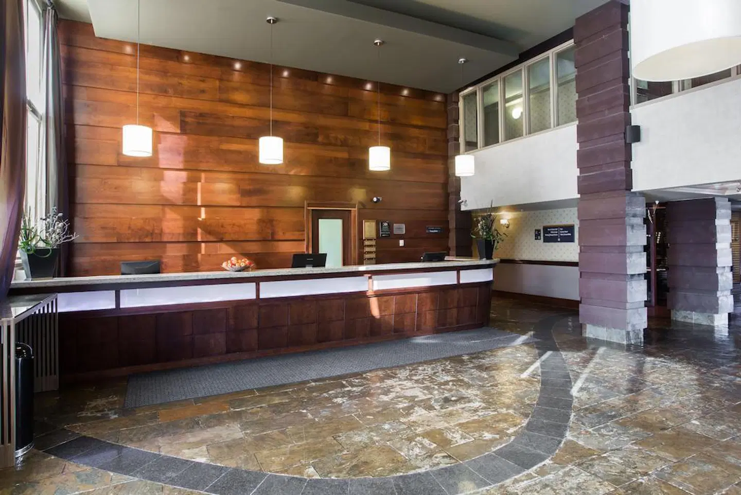 Sandman Hotel Calgary Airport LOUNGE_LOBBY
