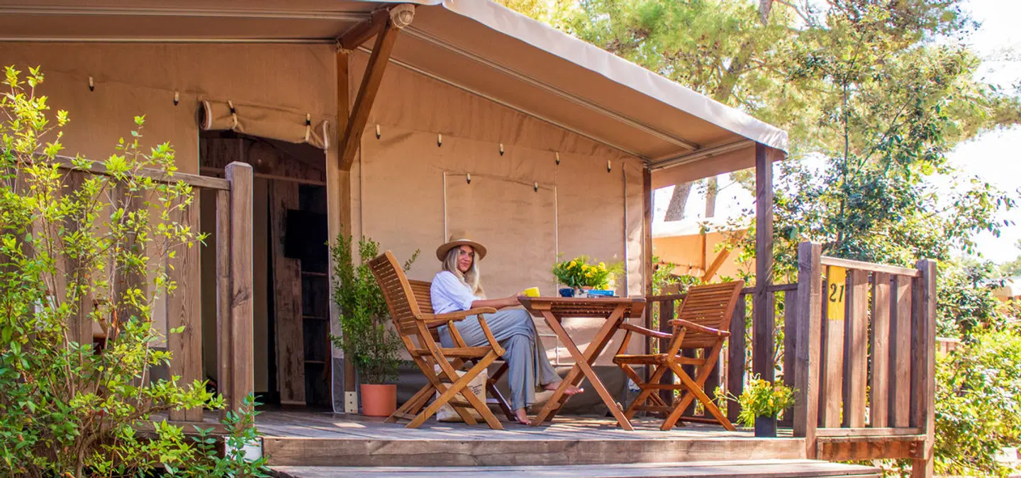 Zaton Holiday Resort Camping Terrasse